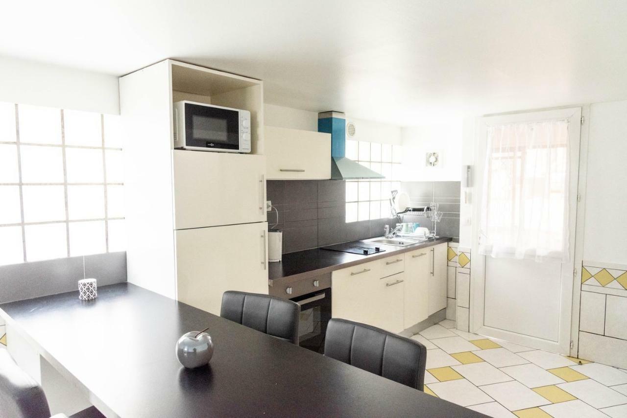 Charmant 2 Pieces Moderne Clichy-sous-Bois Екстериор снимка