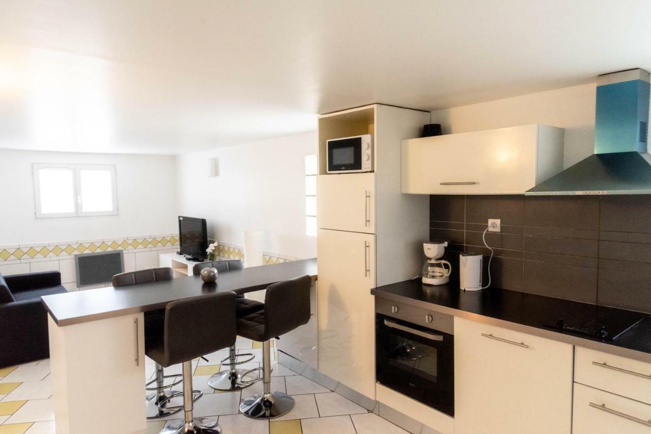 Charmant 2 Pieces Moderne Clichy-sous-Bois Екстериор снимка
